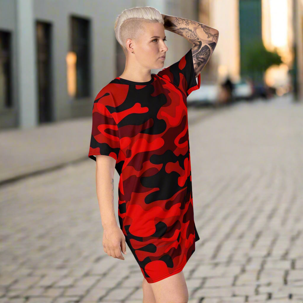 Red Cameo T-shirt dress
